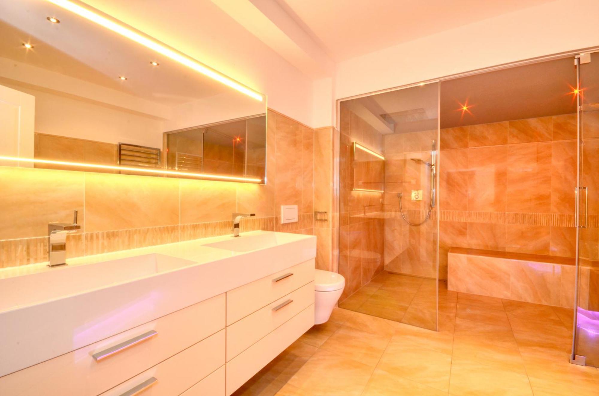 Eichenhof Top 2 - By Alpen Apartments Zell am See Exterior photo